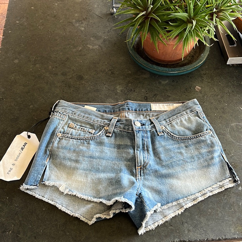 Rag & Bone / JEAN Cutoff Shorts with Frayed Edge and Side Slits SZ 26